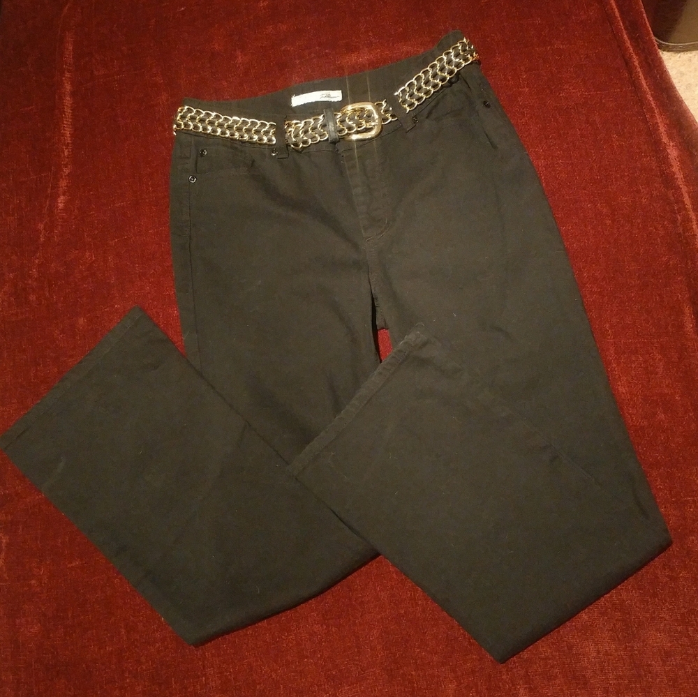 🌻Chico's Platnium black denim jeans